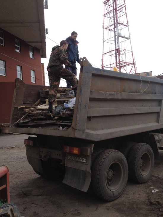 Вывоз мусора в Нижнем Новгороде самосвалом Камаз